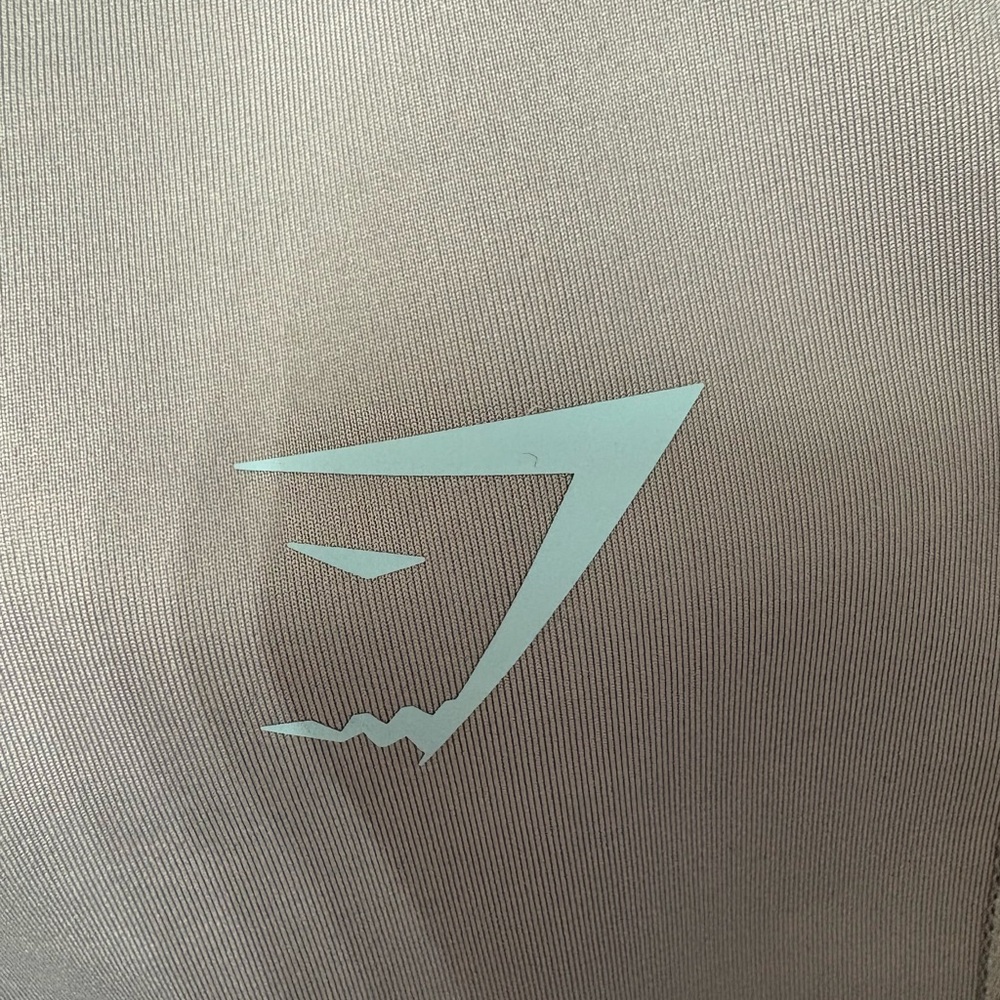 Gymshark Women’s Reversible Leggings - Picture 5 of 10